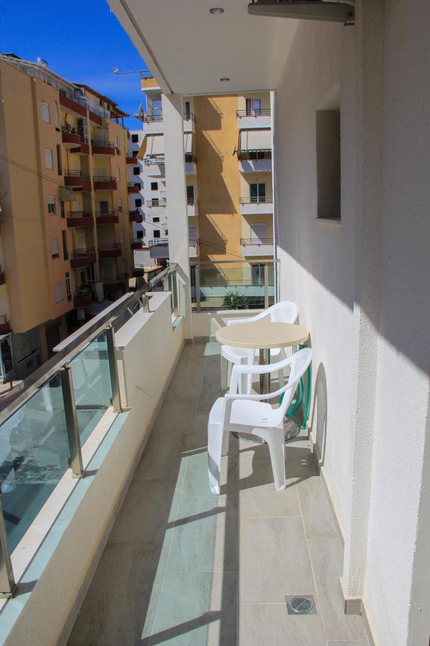 Maxi'S Apartments Sarande Exterior photo