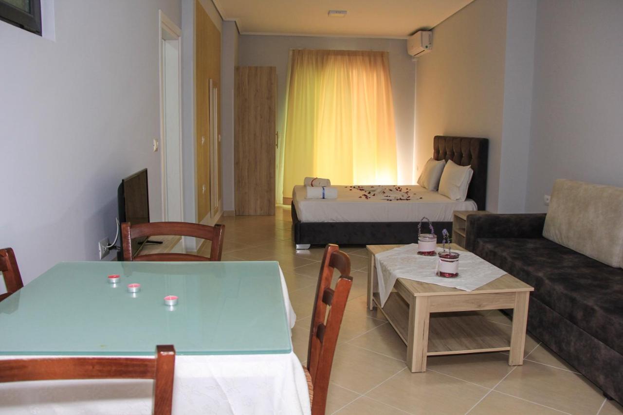 Maxi'S Apartments Sarande Exterior photo