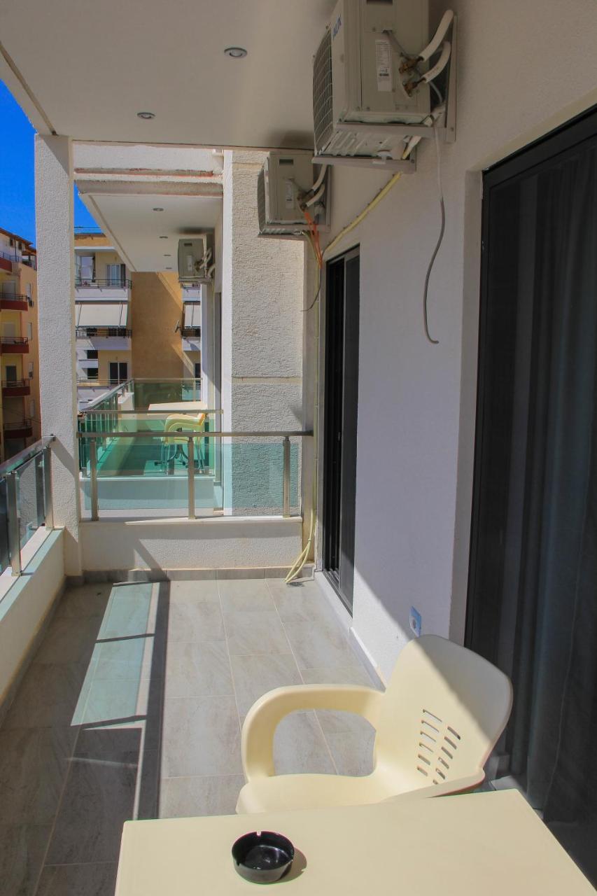 Maxi'S Apartments Sarande Exterior photo