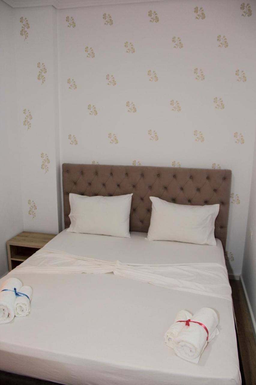 Maxi'S Apartments Sarande Exterior photo
